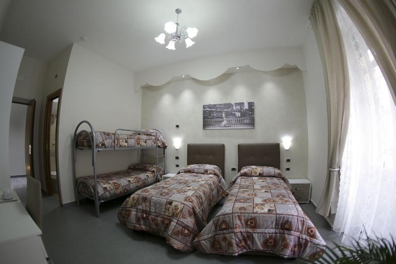 Donn'Anna Suite Naples Exterior photo