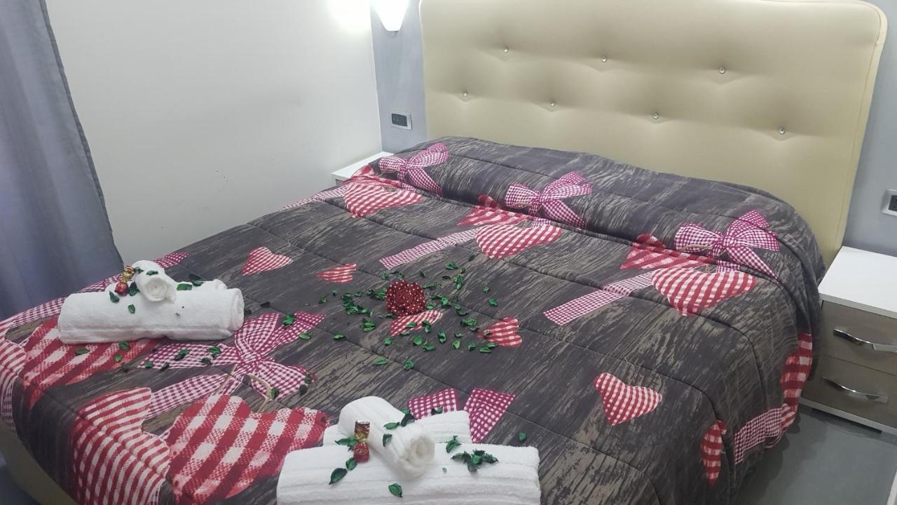 Donn'Anna Suite Naples Exterior photo